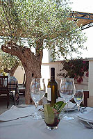 Hotel Masseria Bandino - Ristorante in giardino